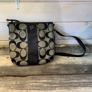 Coach | Black & Grey Monogram Purse